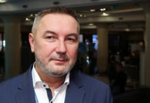 Szponder, Dr. Max: szczepienia w aptekach to tylko pierwszy krok