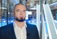 Pytlarczyk, Bank Pekao S.A.: Udział eksportu hi-tech to 10%, polskie inwestycje za granicą 3x większe do 2035 r.